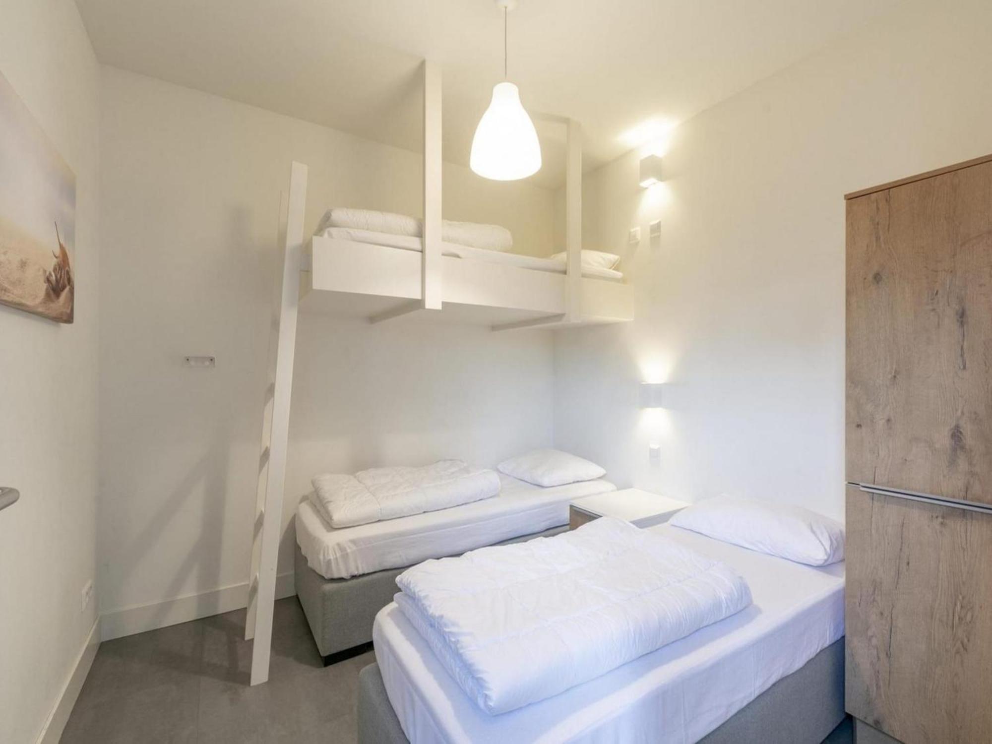 Beautiful Holiday Home With Spacious Garden Sint Maartensvlotbrug Kültér fotó