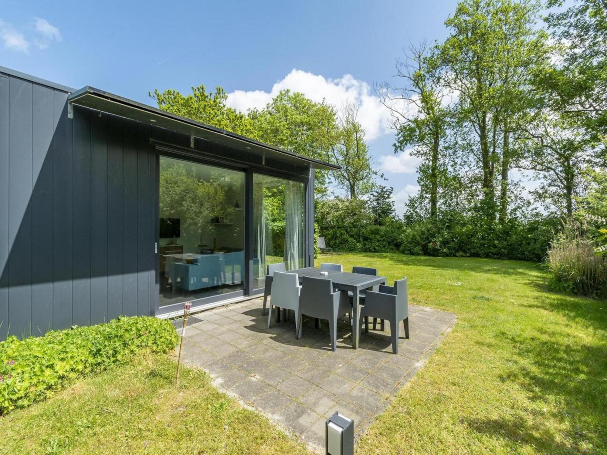 Beautiful Holiday Home With Spacious Garden Sint Maartensvlotbrug Kültér fotó